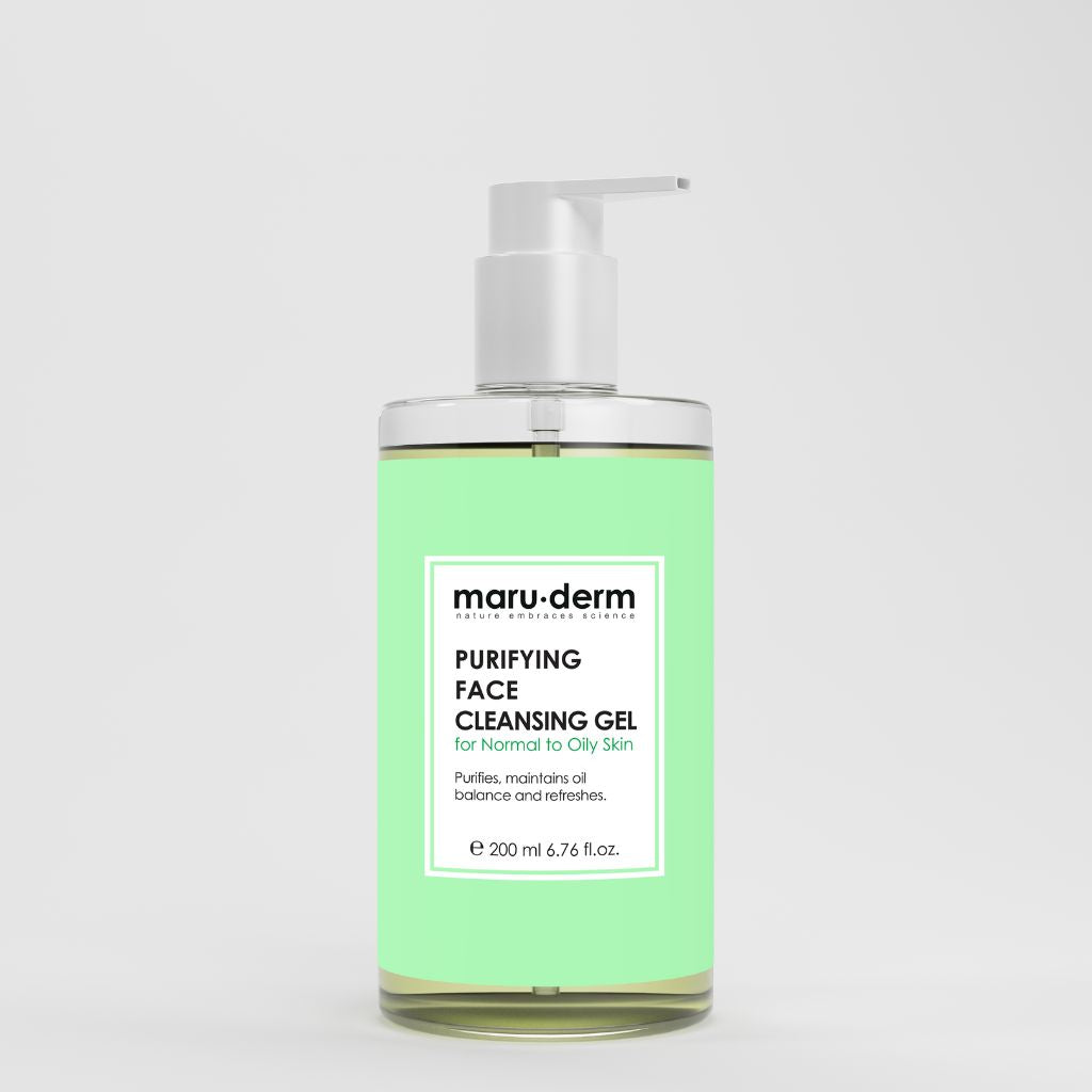 Maruderm Purifying Face Cleansing Gel Flasche vor grauem Hintergrund