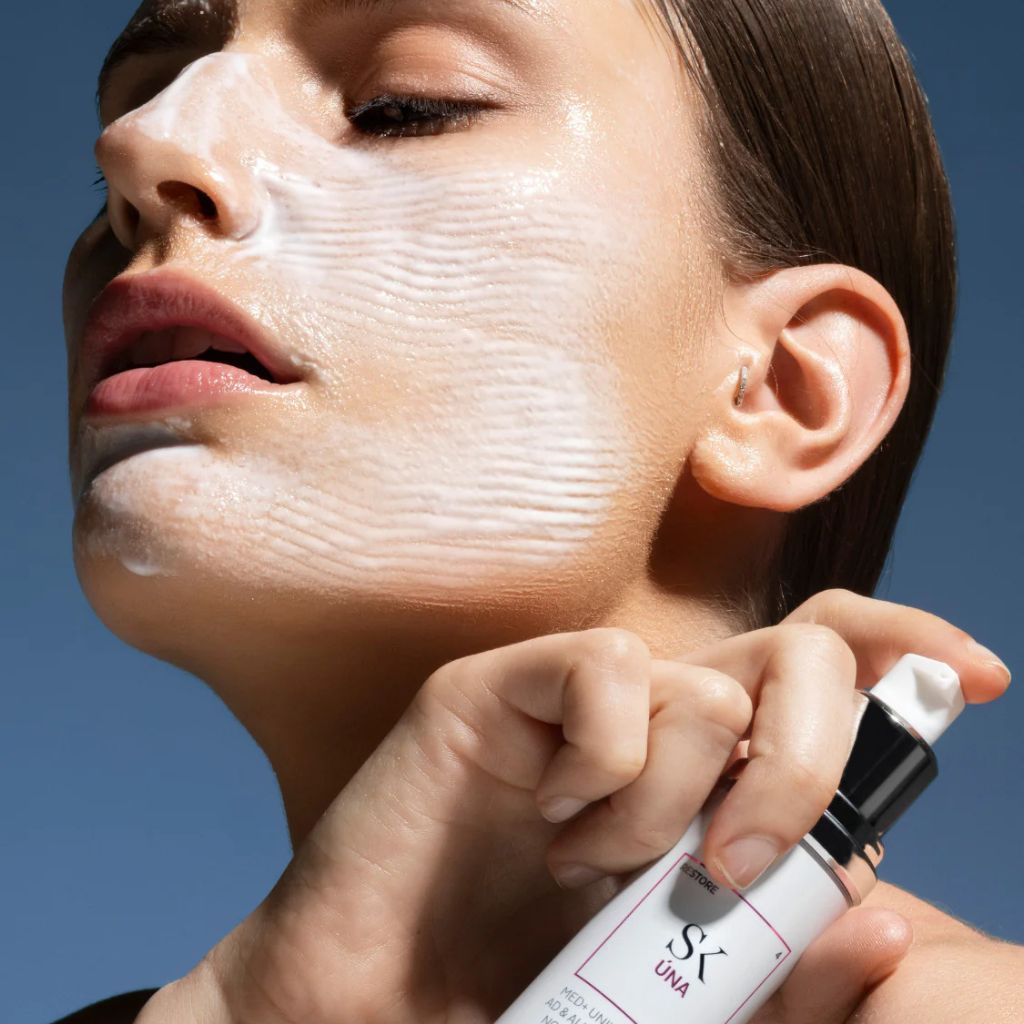 Skintegra Ana Gesichtscreme für trockene Haut – Feuchtigkeitsspendende Pflege mit wertvollen Inhaltsstoffen für ein glattes, strahlendes Hautbild.