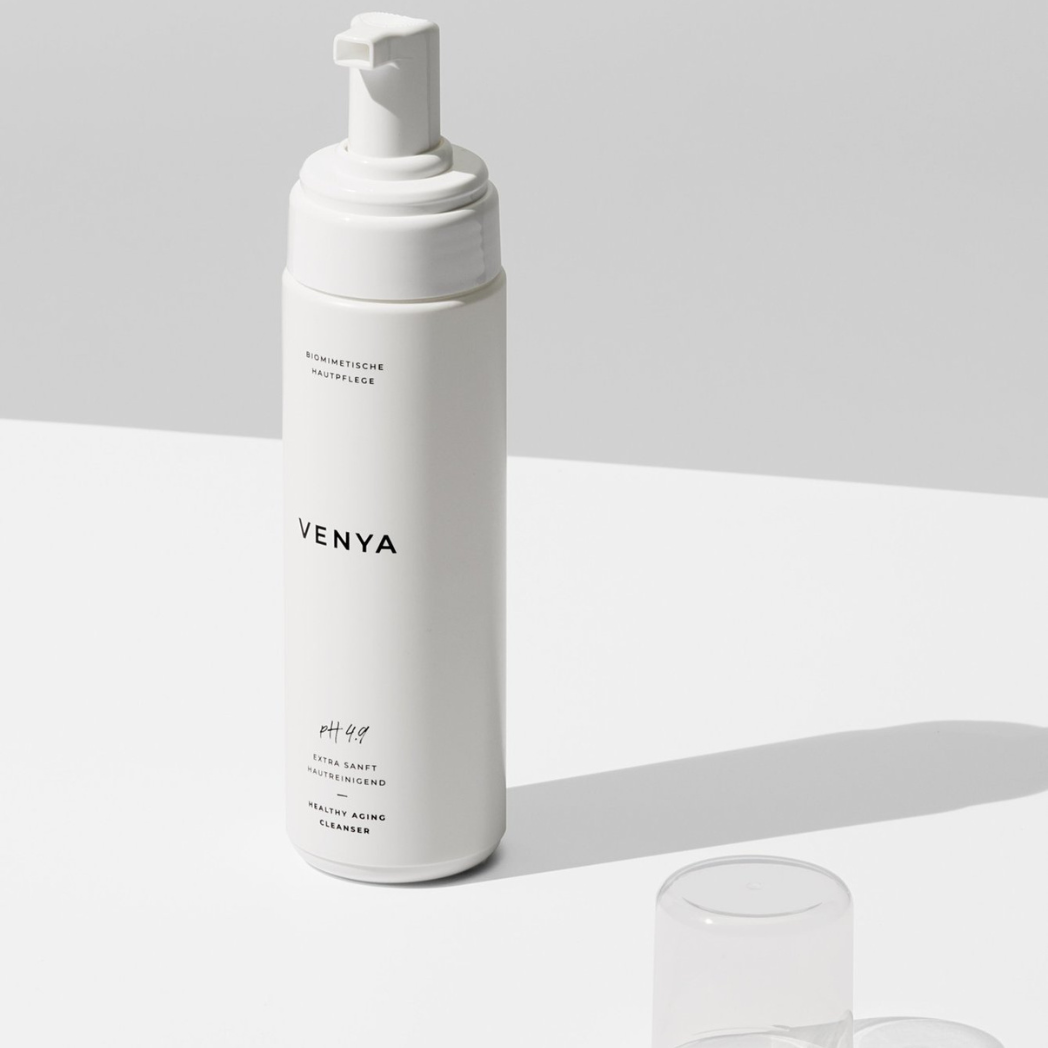 Venya Healthy Aging Cleanser
