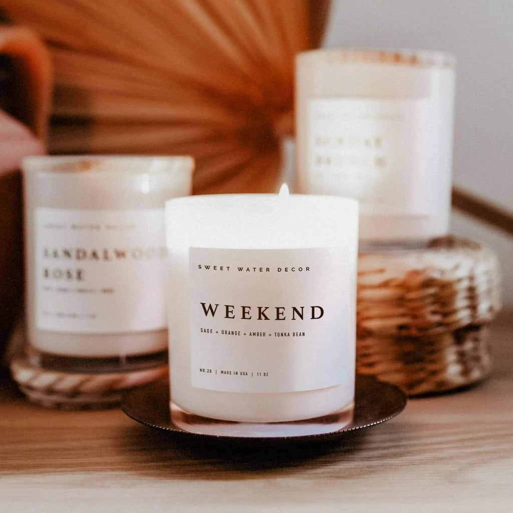 Feliz & Henri: Sweet Water Decor Duftkerzen Weekend Holz Banner